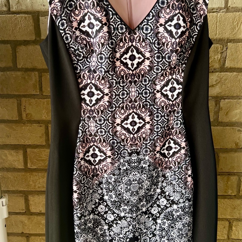 London Style Black and White Long Sleeve Sheath Dress